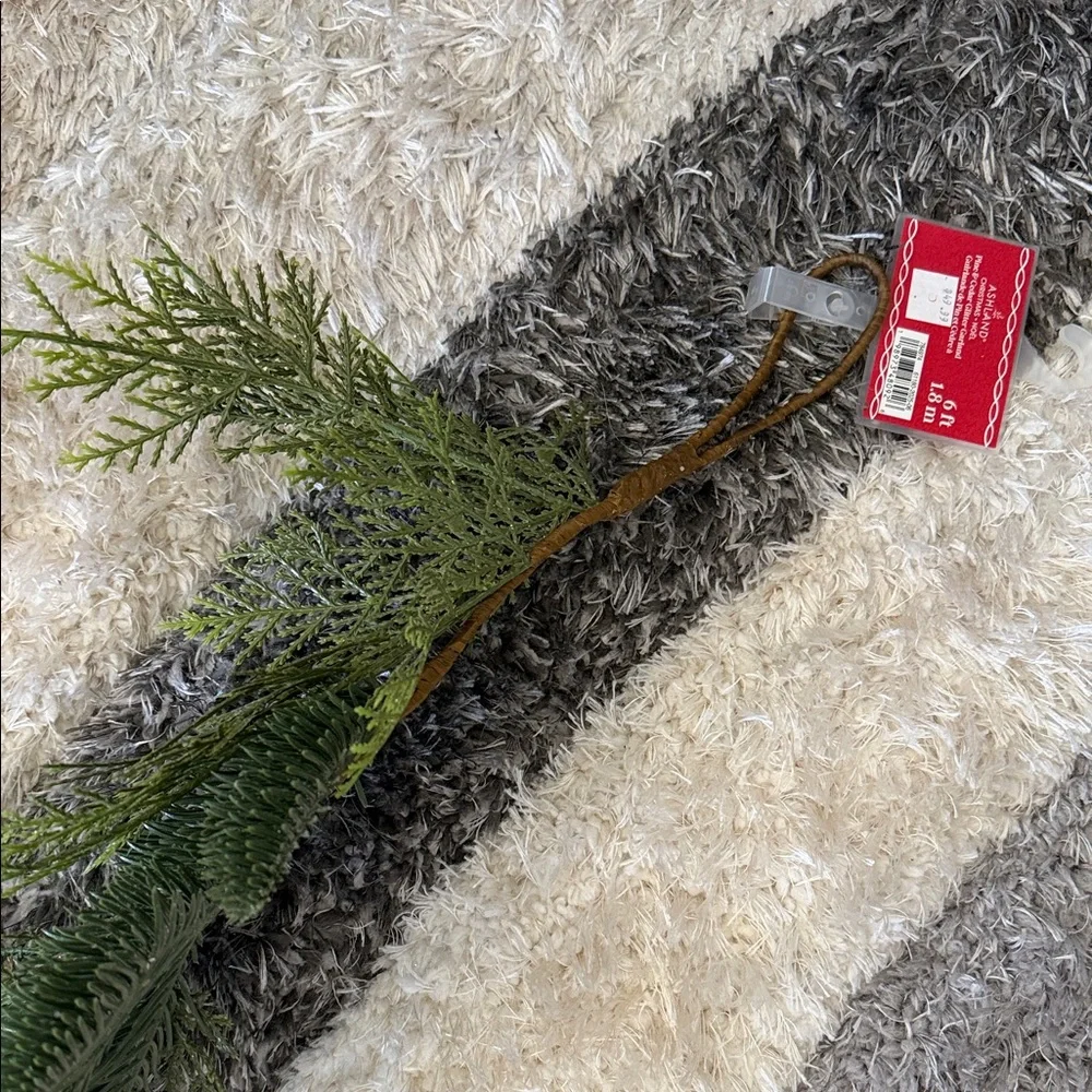 Artificial Green Pine Garland